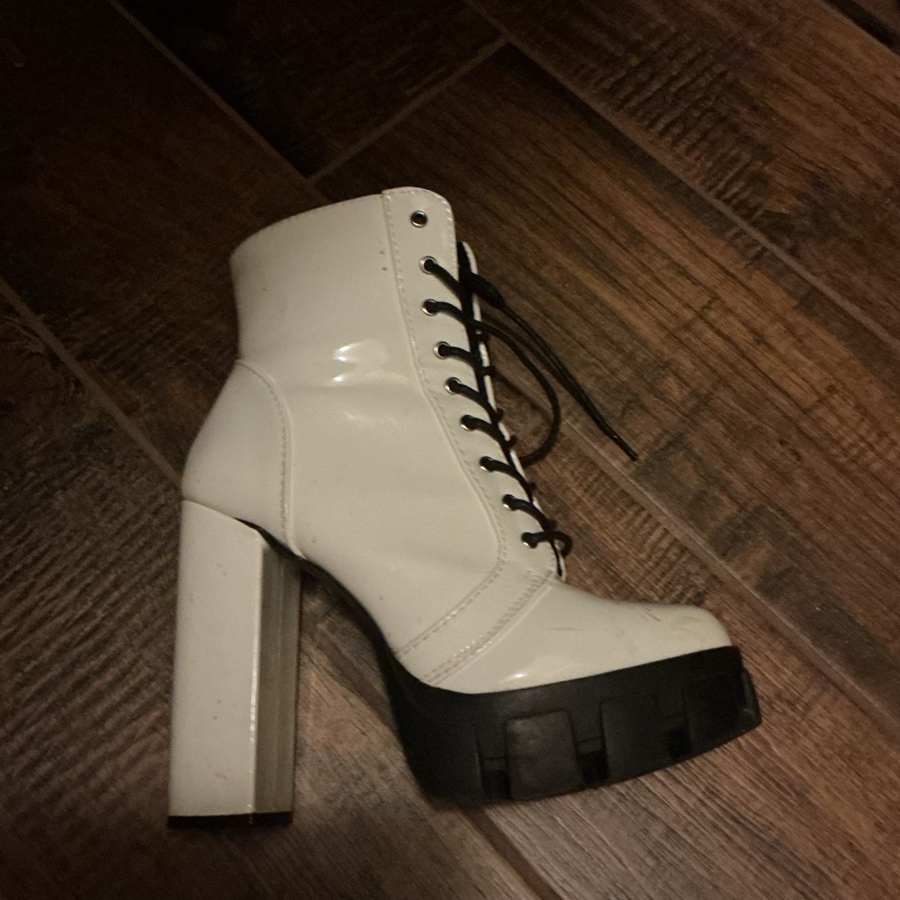 Wild Diva White Lace Up Platform Boots